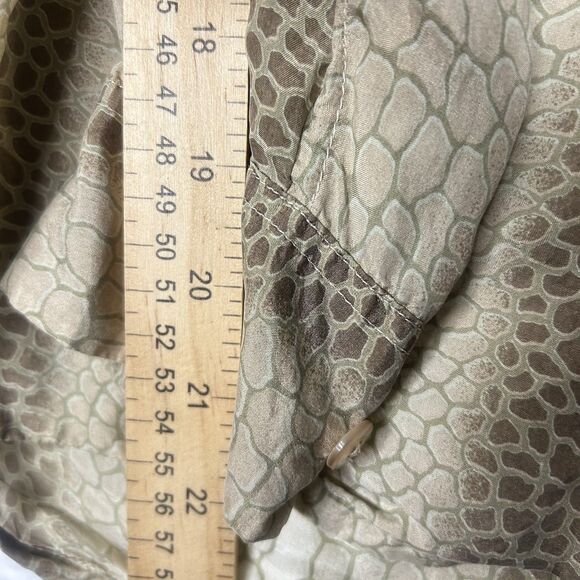 Silk Icon Shirt M Womens Tan Animal Print Classic Quiet Luxury - Picture 5 of 6